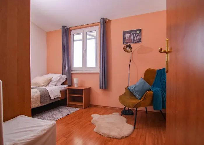 Jacqueline Apartamento *